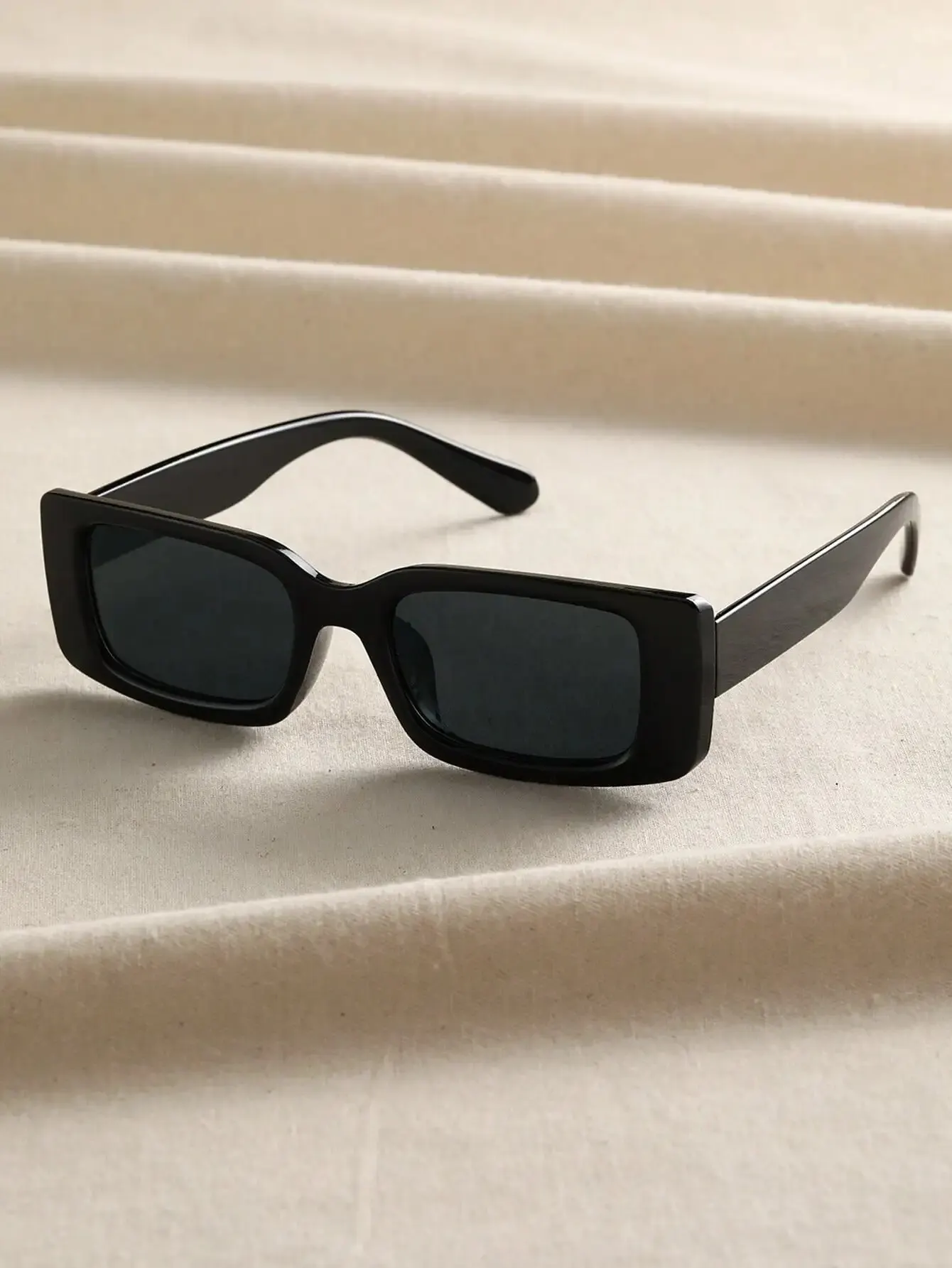 1 PCs Unisex Black Plastic Squ - Sunglasses Uv400 recension och pris